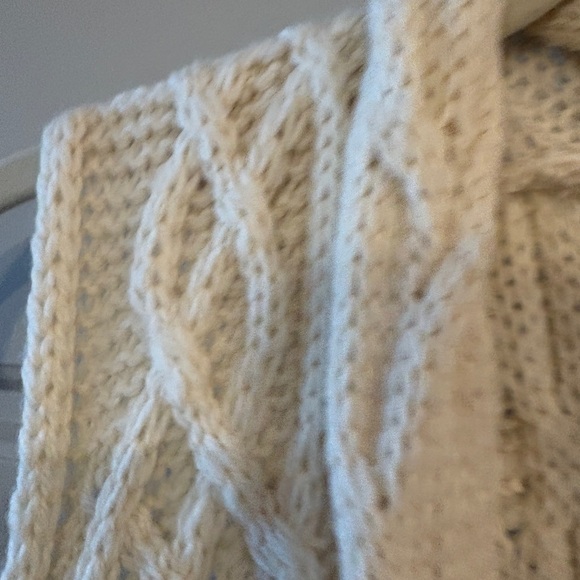 Carraig Donn Women's Irish Wool Sweater Vest Size Medum - Picture 6 of 14